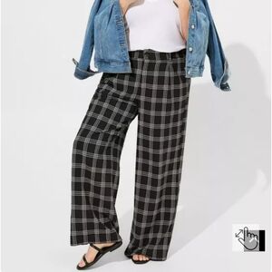 Torrid wide leg pant